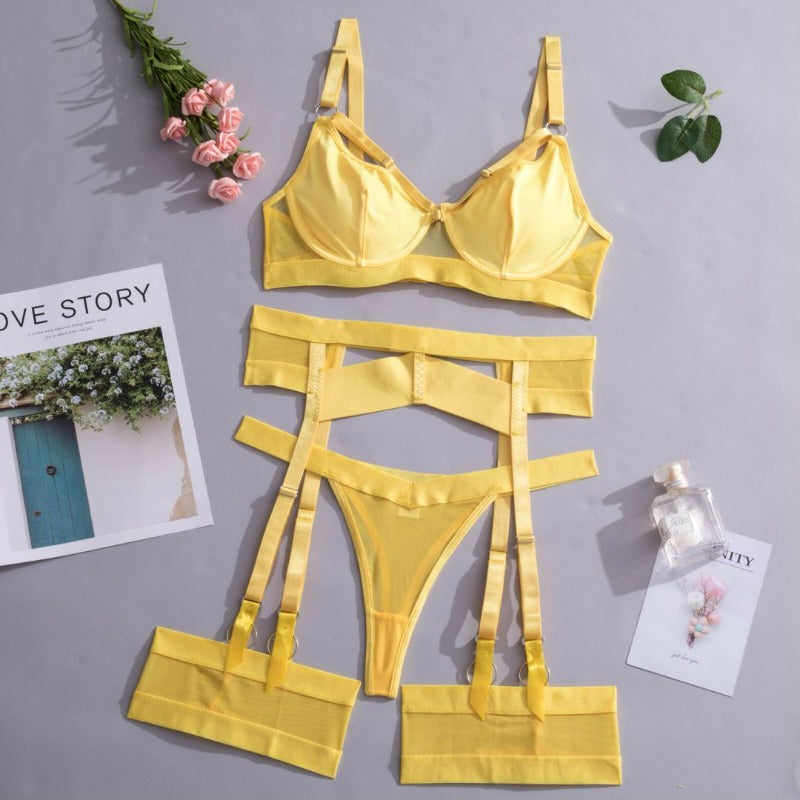 String jaune sexy pour femme, avec jarretières.