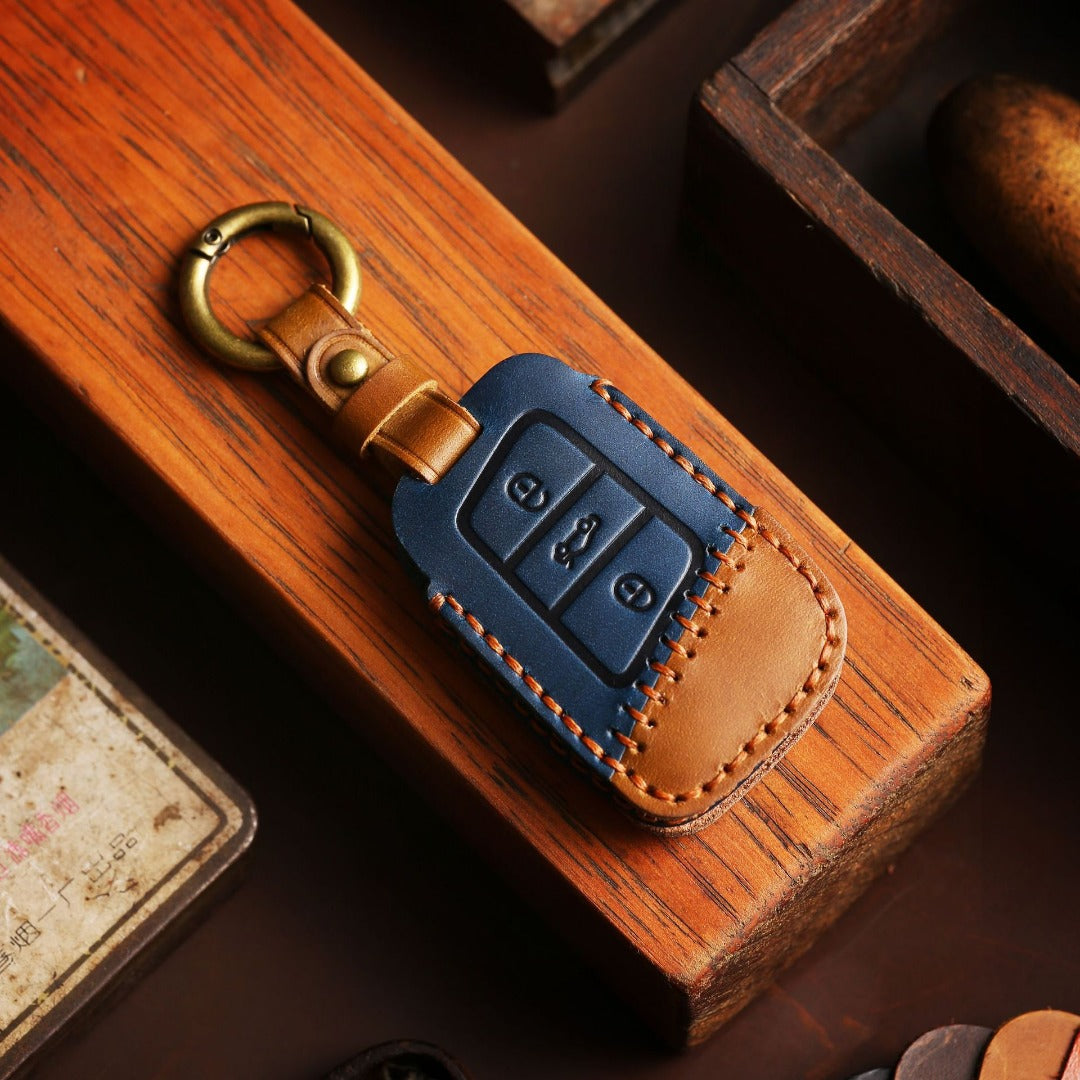 Volkswagen Lavida Bora Leder-Autoschlüsselhülle mit 3 Tasten